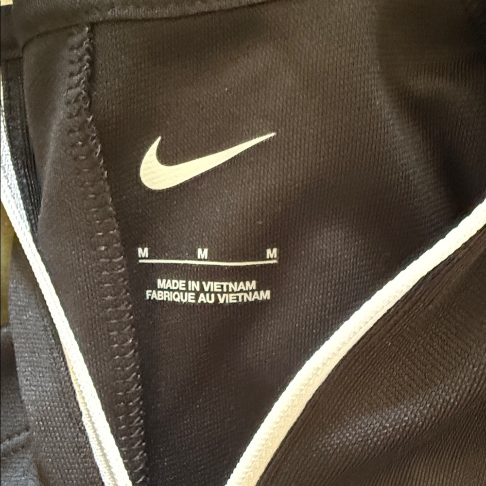 Nike Black and White Quarter-Zip Top - Picture 3 of 7